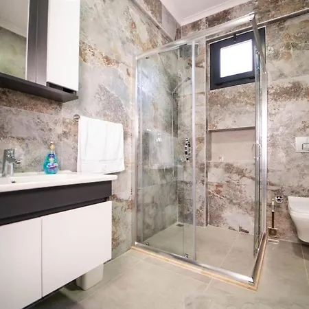 Villa Doganin Icinde, Oezel Havuzlu, Bahceli Fethiye